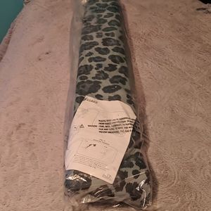 Blue leopard print windshield cover